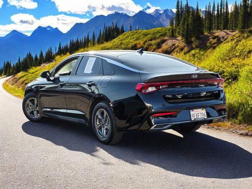 2021 Kia K5 LXS