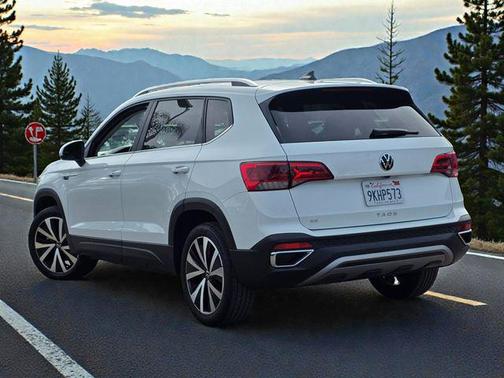 2024 Volkswagen Taos 1.5T SE
