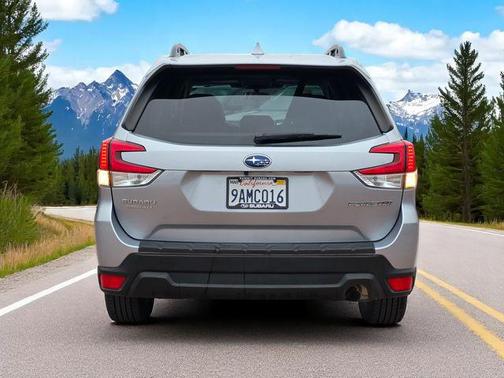 2022 Subaru Forester Premium