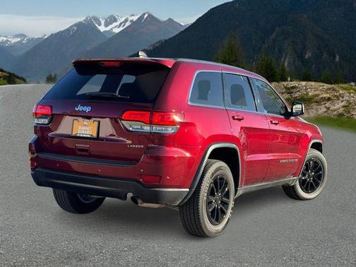 2022 Jeep Grand Cherokee Laredo