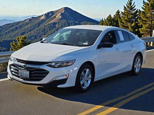 2022 Chevrolet Malibu 1LS