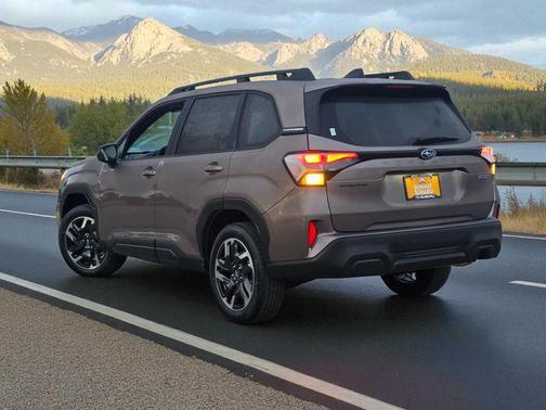 2025 Subaru Forester Hybrid Premium