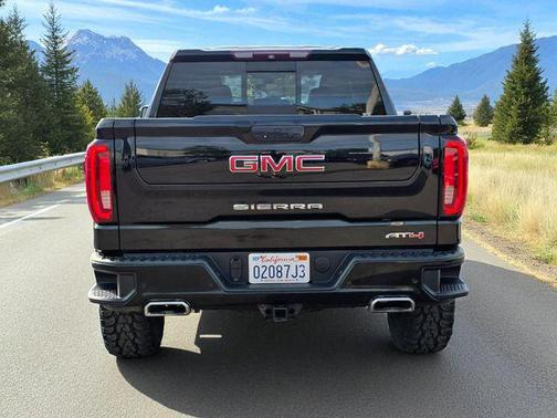 2019 GMC Sierra 1500 AT4