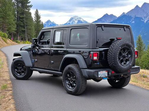 2023 Jeep Wrangler 4xe Willys