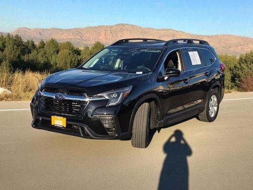 2023 Subaru Ascent Base 8-Passenger
