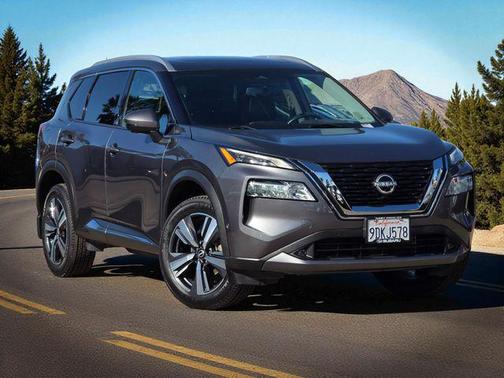 2022 Nissan Rogue SL