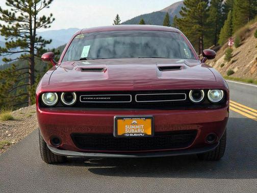 2020 Dodge Challenger SXT