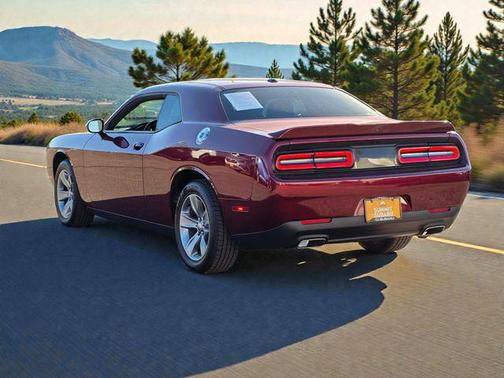 2020 Dodge Challenger SXT