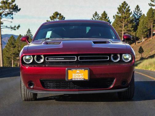 2020 Dodge Challenger SXT