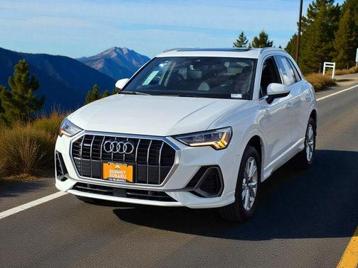 2024 Audi Q3 Premium 45 TFSI S line quattro Tiptronic