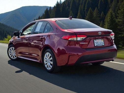 2022 Toyota Corolla LE