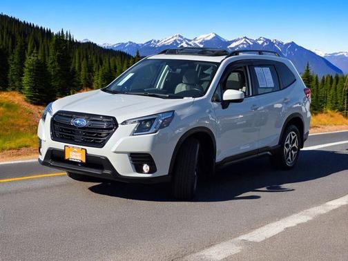 2022 Subaru Forester Premium