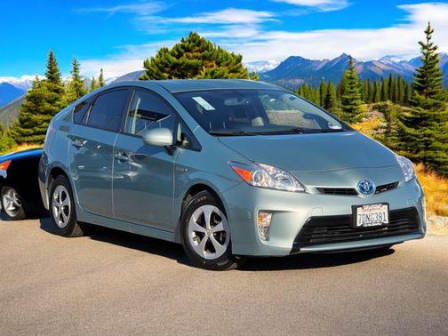 2014 Toyota Prius Two