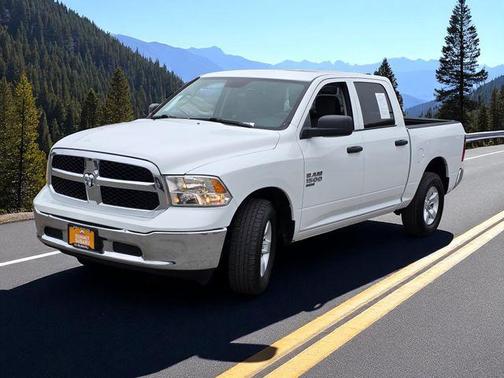 2022 RAM 1500 Classic SLT
