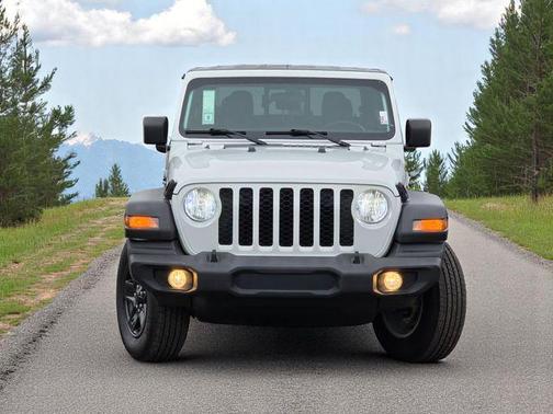 2020 Jeep Gladiator Sport S