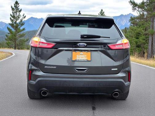 2020 Ford Edge SE