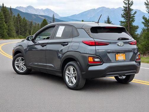 2021 Hyundai KONA SE