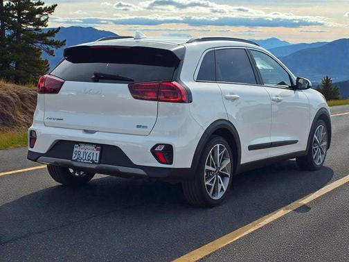 2022 Kia Niro Touring SE