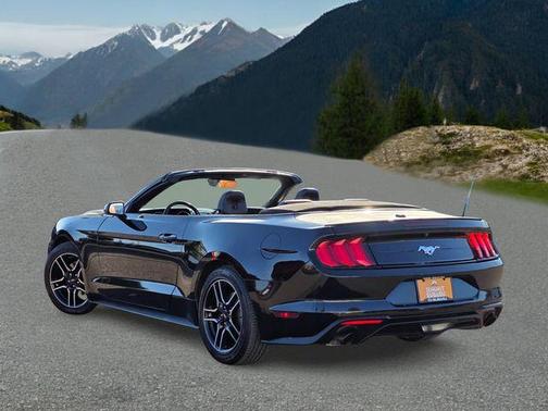 2022 Ford Mustang EcoBoost Premium