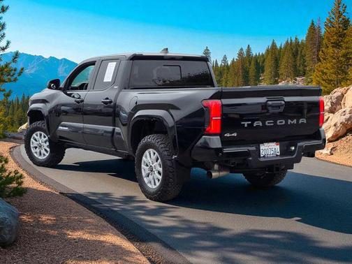 2024 Toyota Tacoma SR5