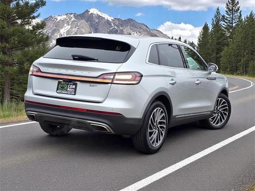 2019 Lincoln Nautilus Reserve