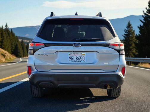 2025 Subaru Forester Premium