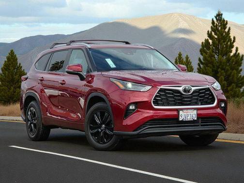 2023 Toyota Highlander XLE