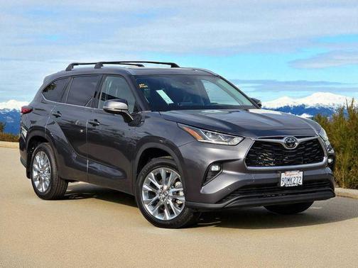 2022 Toyota Highlander Limited