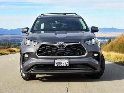 2022 Toyota Highlander Limited