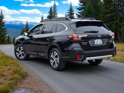 2022 Subaru Outback Limited XT