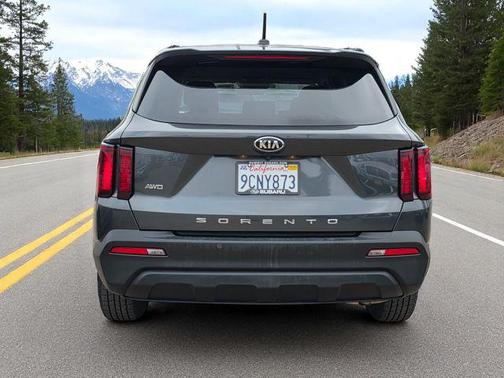 2021 Kia Sorento LX