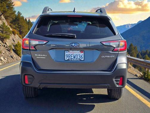 2022 Subaru Outback Premium