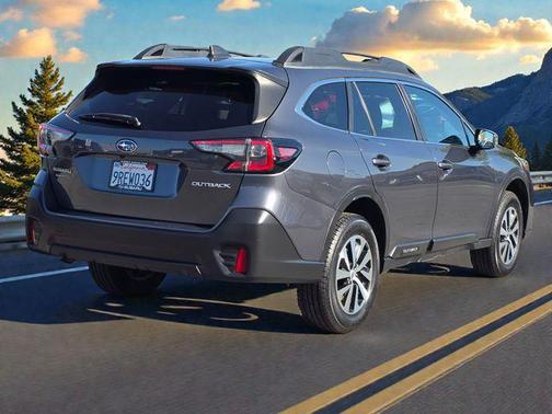 2022 Subaru Outback Premium