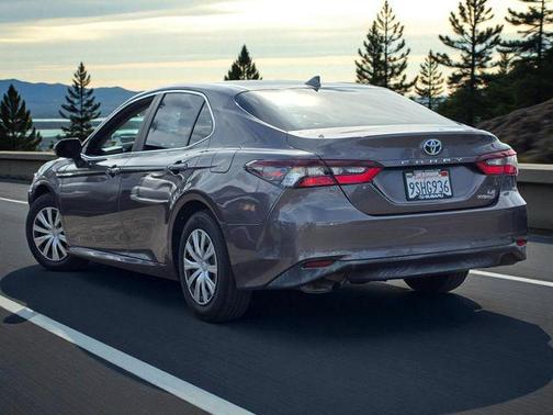 2022 Toyota Camry LE