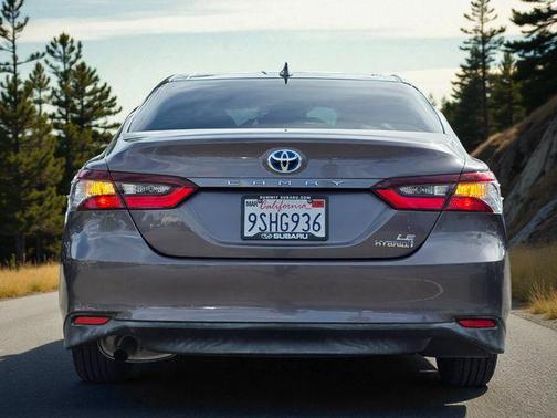 2022 Toyota Camry LE