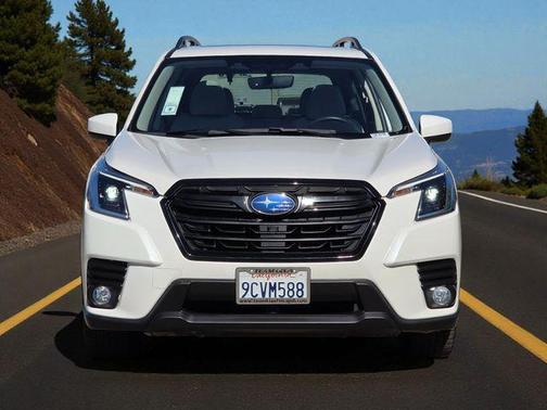 2022 Subaru Forester Premium