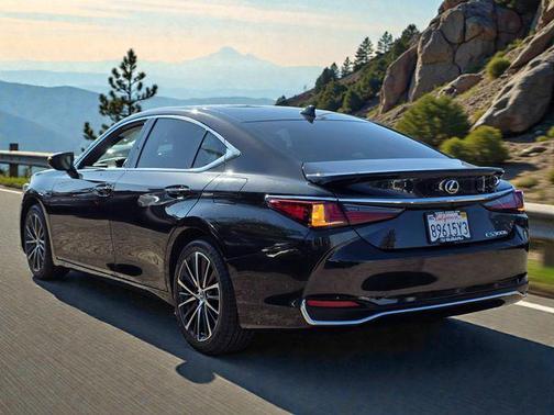 2024 Lexus ES 300h Base