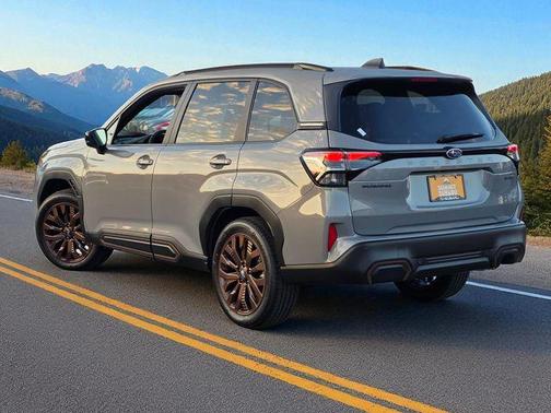 2025 Subaru Forester Sport