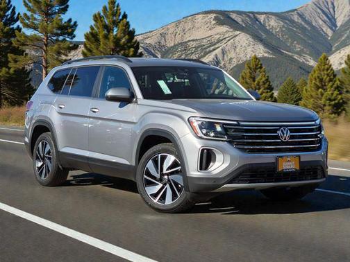 2024 Volkswagen Atlas 2.0T SE w/Technology 4MOTION