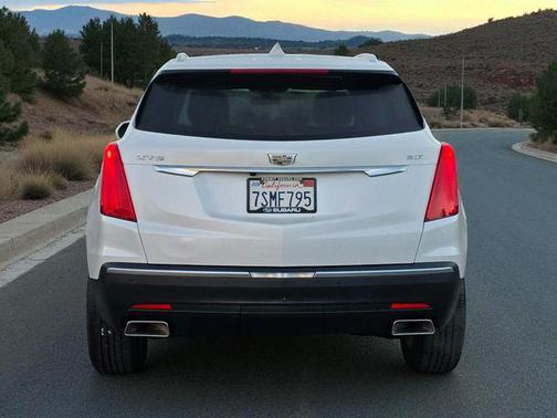 2017 Cadillac XT5 Base