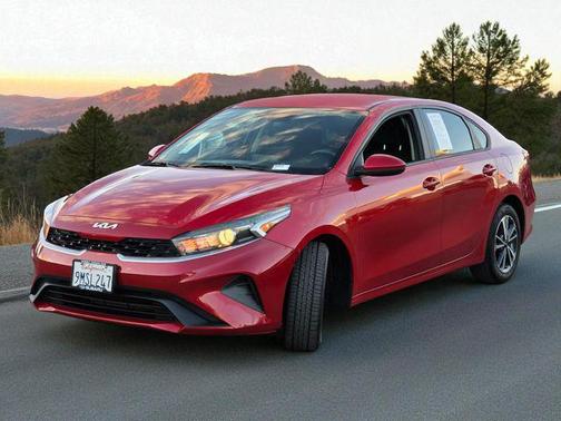 2023 Kia Forte LXS
