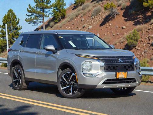 2024 Mitsubishi Outlander SE 2.5 2WD