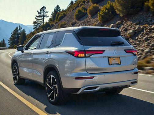 2024 Mitsubishi Outlander SE 2.5 2WD