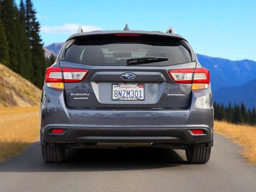2017 Subaru Impreza 2.0i Limited