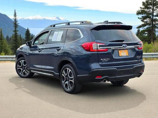2024 Subaru Ascent Limited 8-Passenger