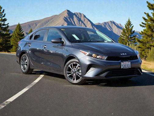 2023 Kia Forte LXS