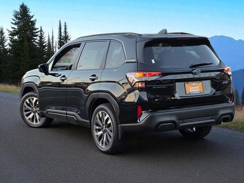 2025 Subaru Forester Hybrid Touring