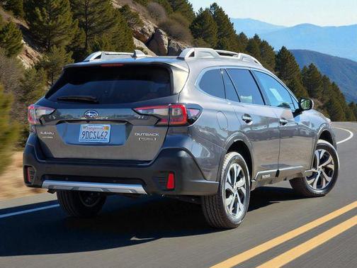 2022 Subaru Outback Touring