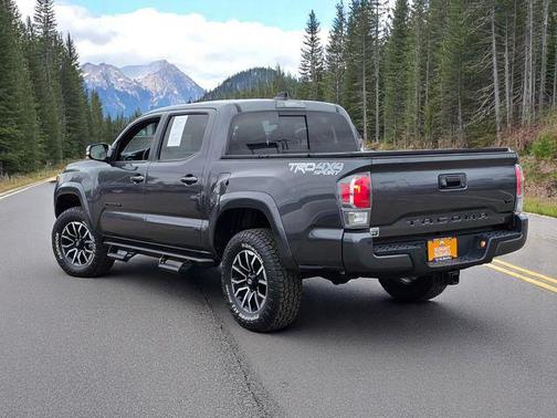 2022 Toyota Tacoma TRD Sport