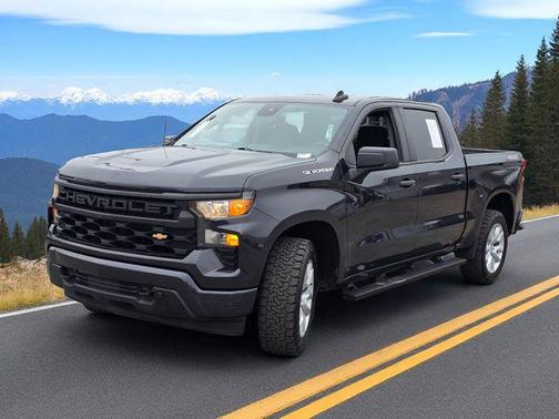 2022 Chevrolet Silverado 1500 Custom